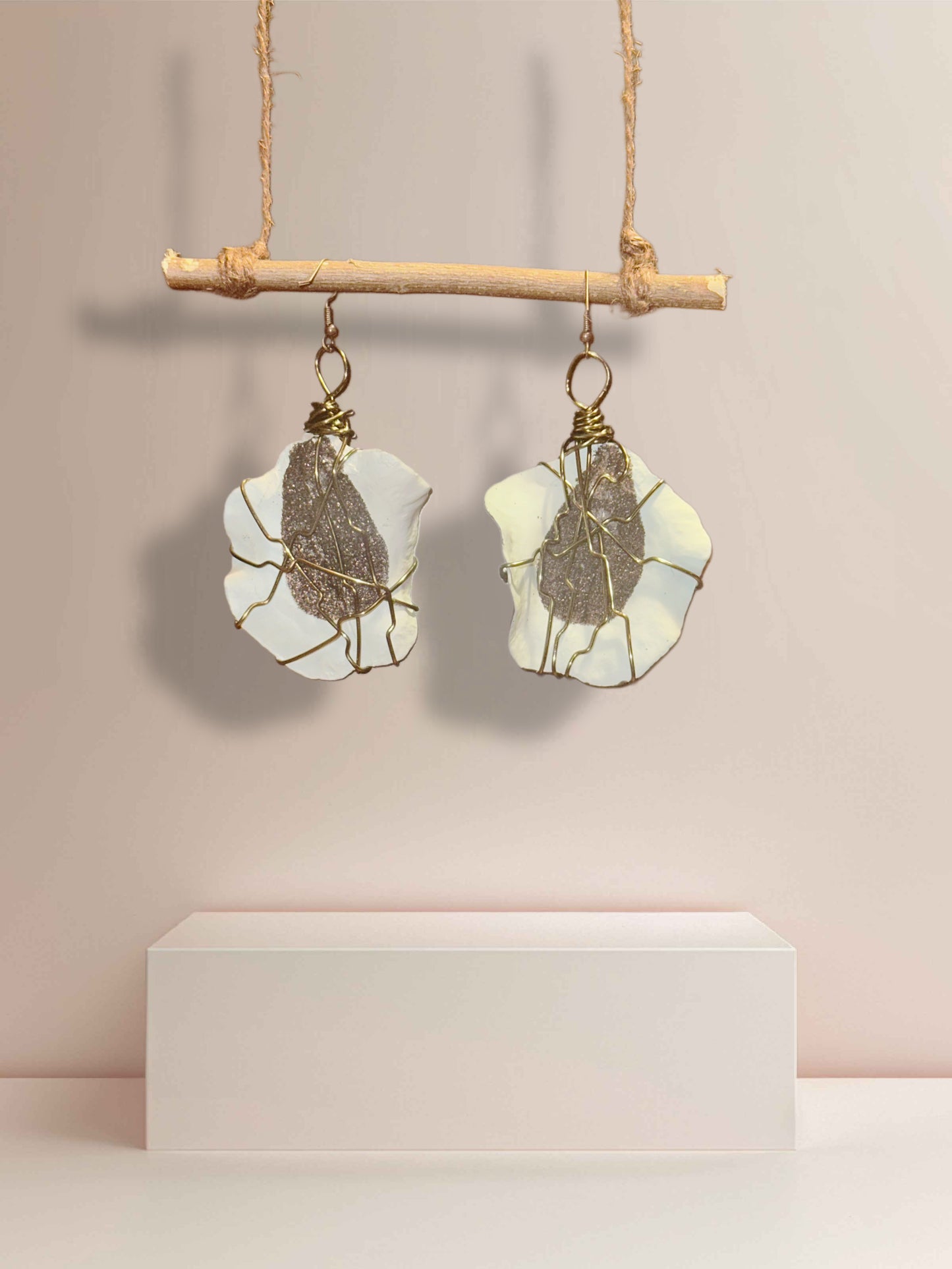 La Vaquera Wood Earrings (Medium + Curved)