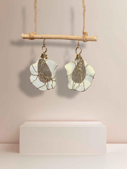 La Vaquera Wood Earrings (Medium + Curved)