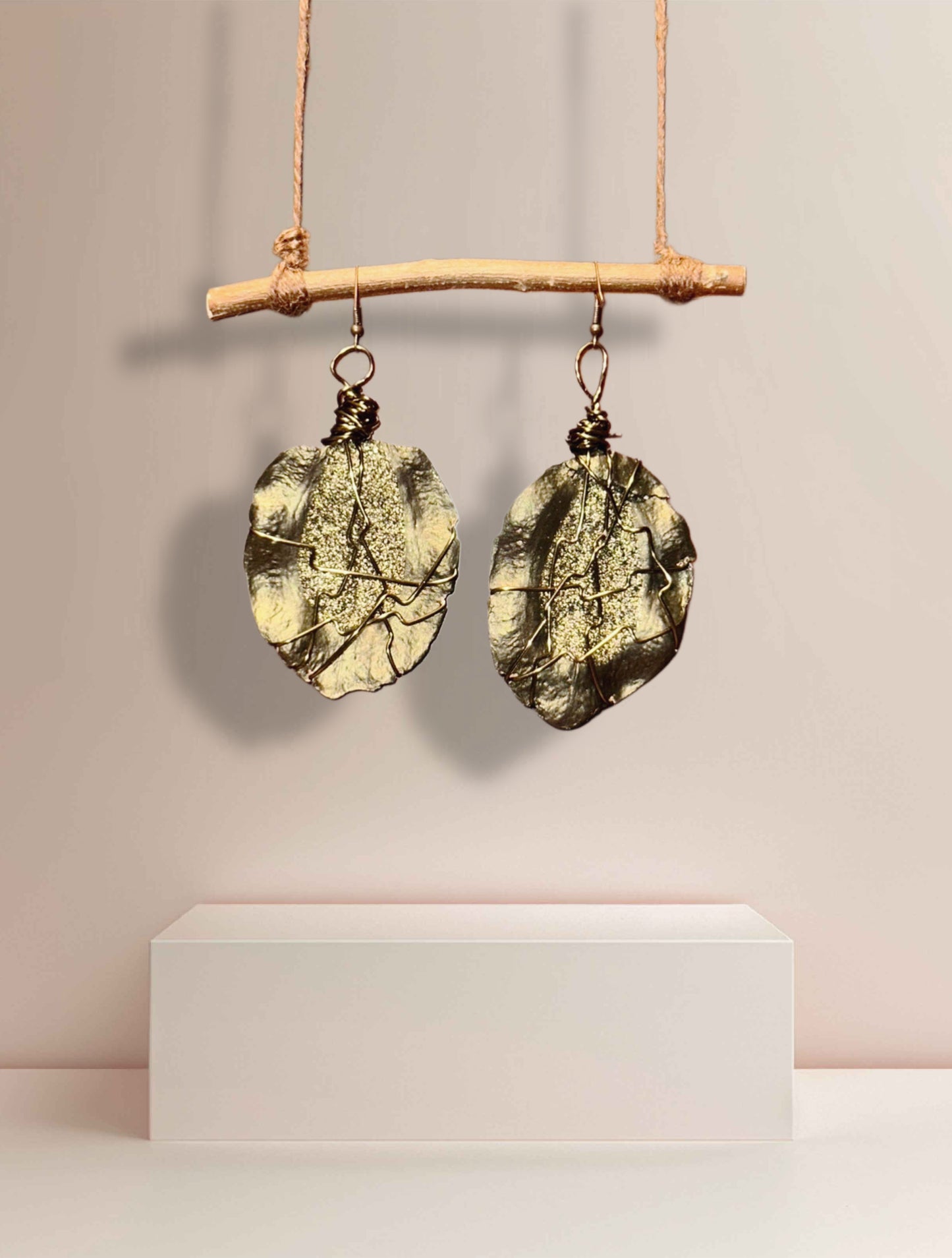 The LAnd Wood Earrings (Metallic Black Bronze)