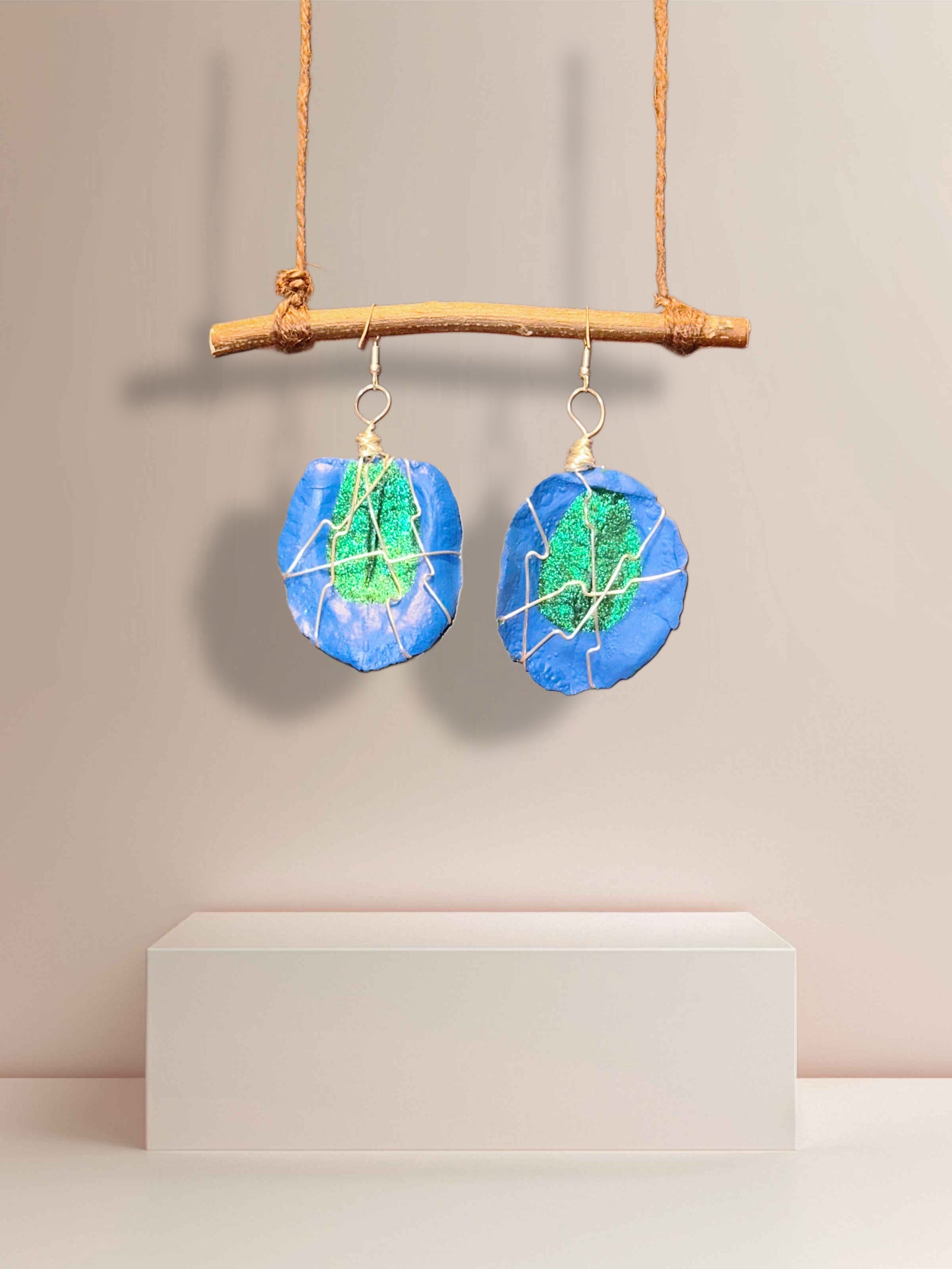 El Mundo Wood Earrings (Silver Wire)