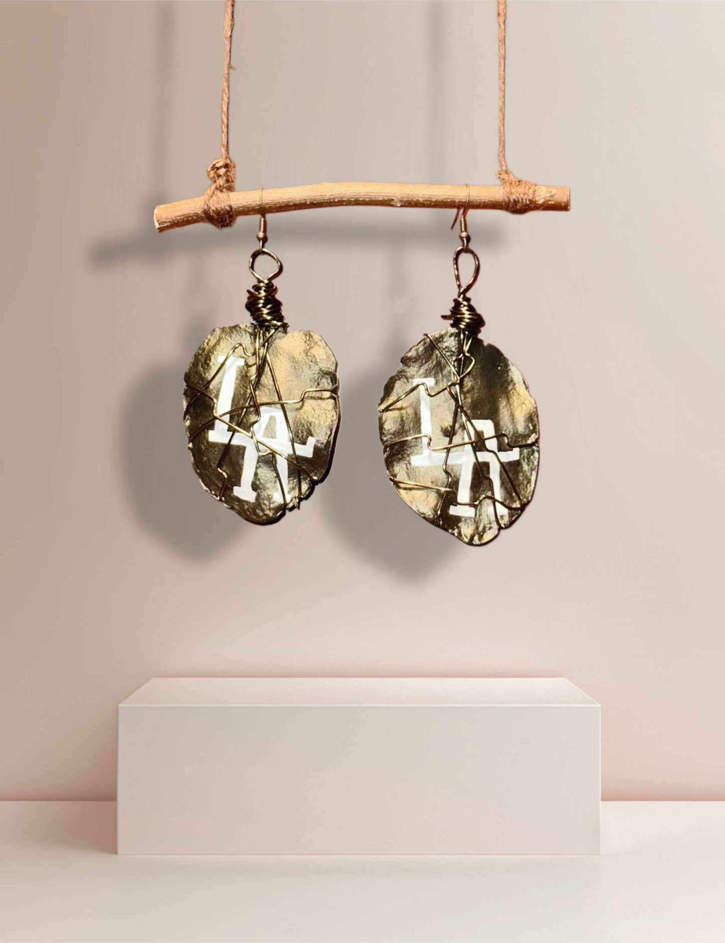 The LAnd Wood Earrings (Metallic Black Bronze)